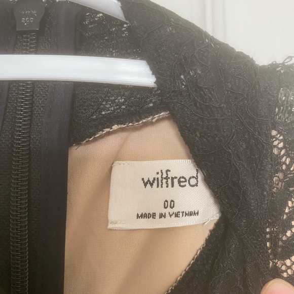 Wilfred dress from Aritzia, size 00 - Picture 2 of 3